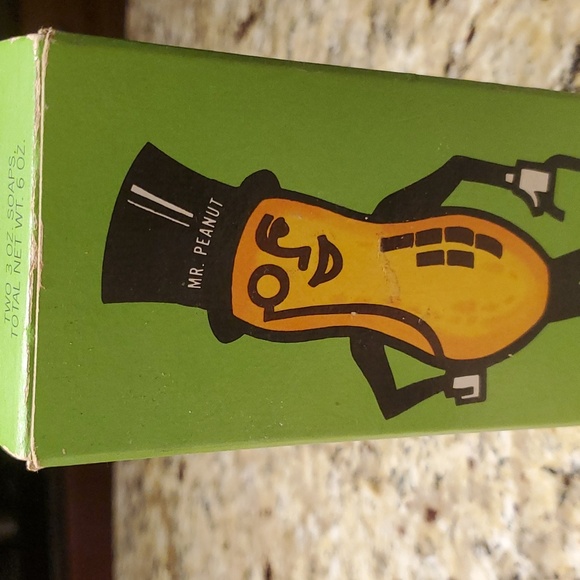 Vintage Avon Mr. Peanut “Nutty” Soap Dish and 2 Soaps New 1970s Y2K NIB 🥜 Lover - Picture 3 of 8